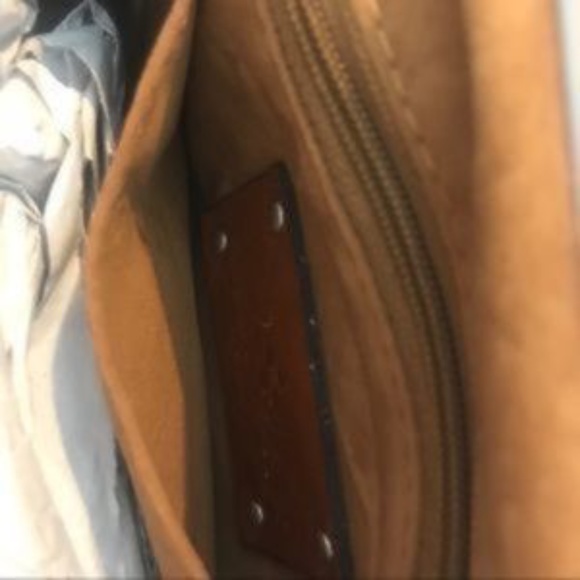 Patricia Nash leather clutch/Wristlet NWT - Picture 3 of 5